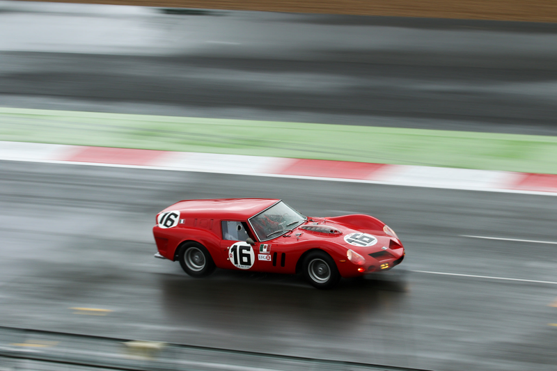Illustration for article titled Ogle At The Best Cars Racing At The Silverstone Classic
